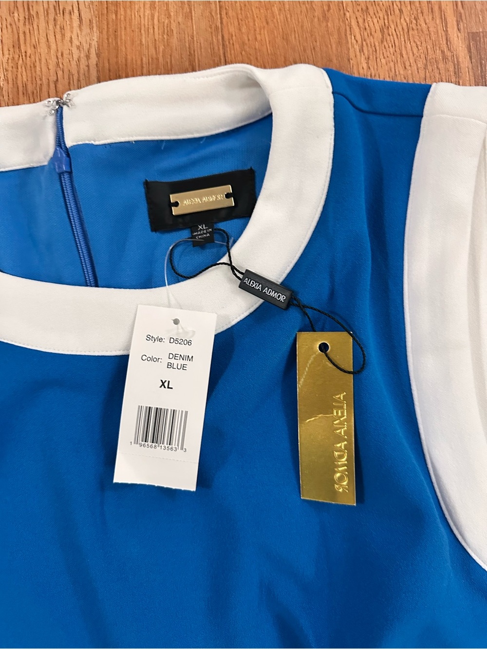 Alexia Admor Royal Blue Sleeveless Shift Dress with White Trim - Picture 9 of 13